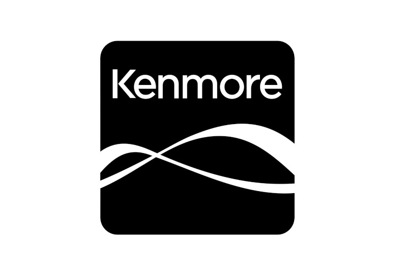 Kenmore in Eucalyptus Hills